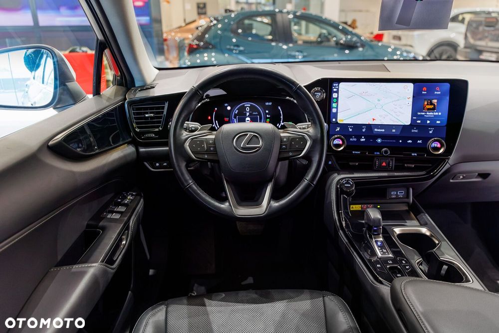 Lexus NX 350h Prestige AWD - 26