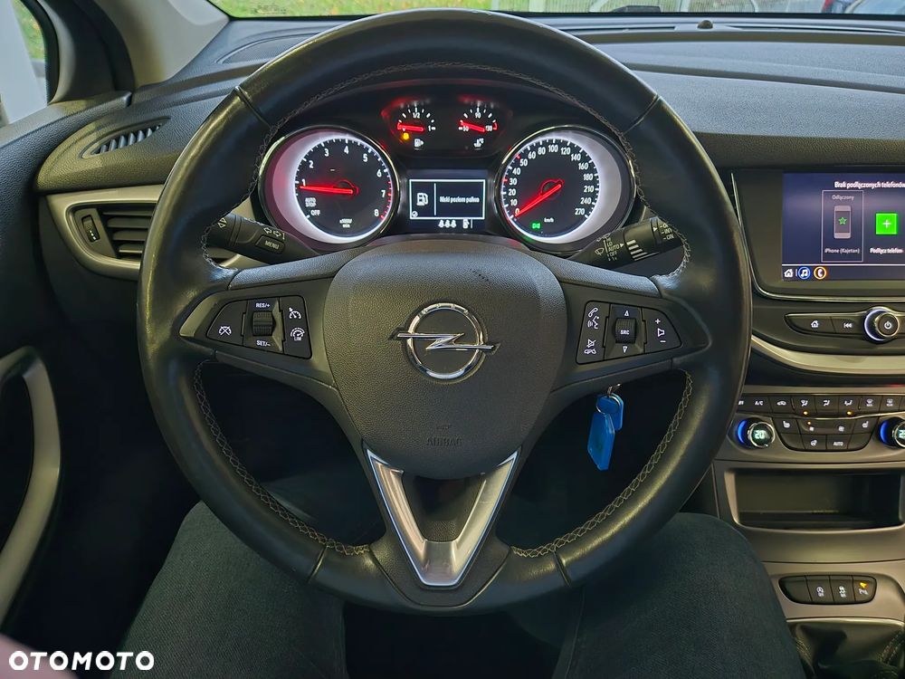 Opel Astra V 1.2 T Elegance S&S - 24