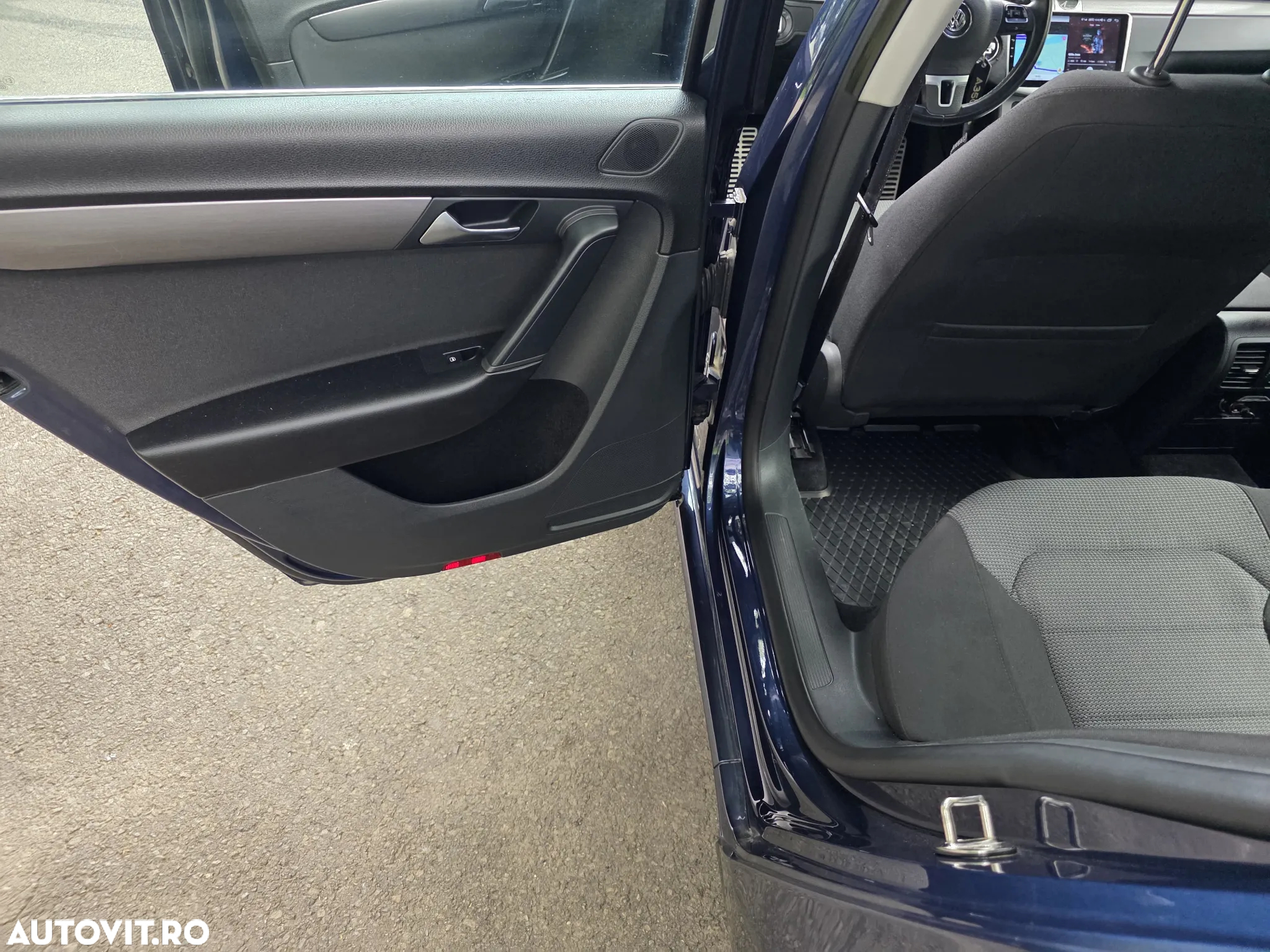 Volkswagen Passat 1.8 TSI Comfortline - 10