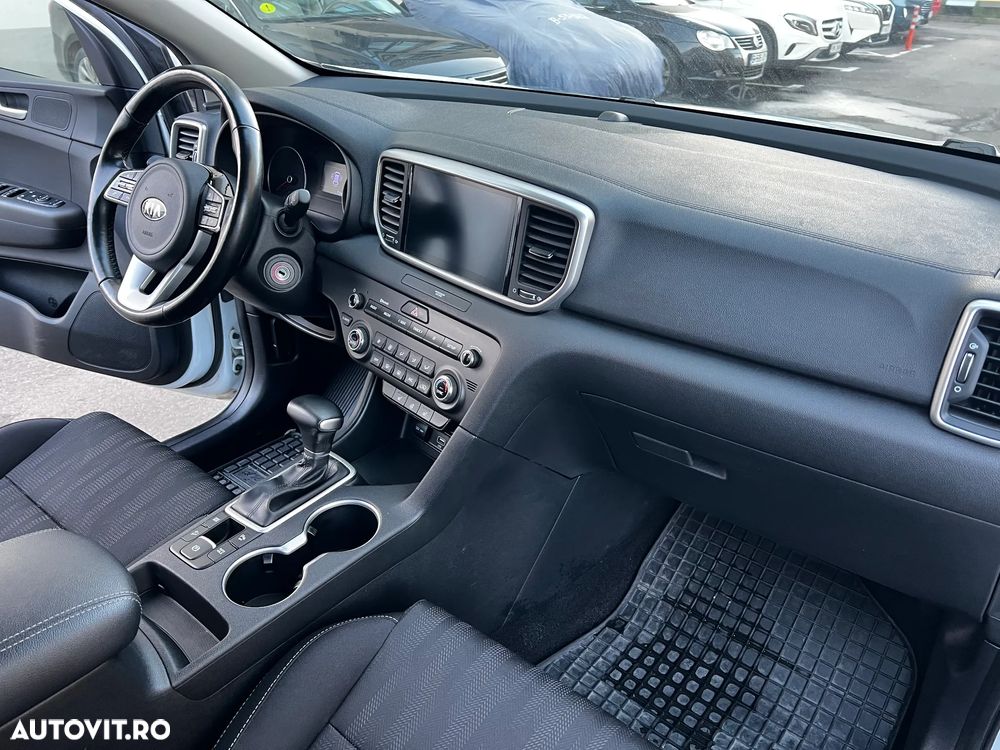 Kia Sportage 1.6 DSL MHEV 7DCT HP 4x2 Style - 15