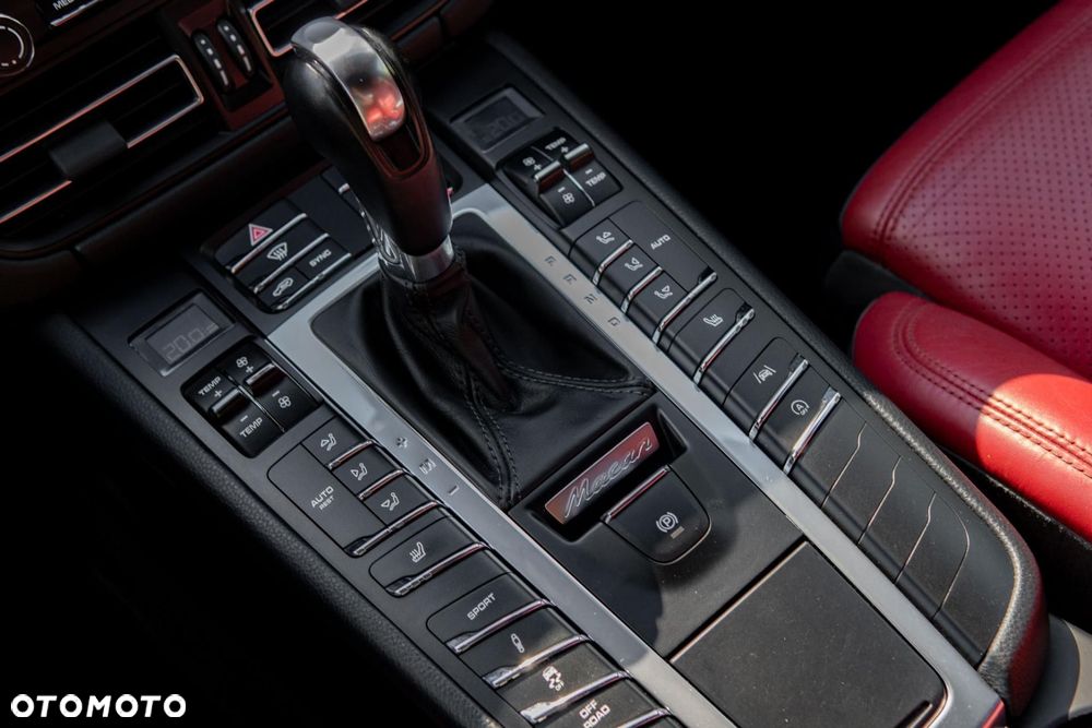 Porsche Macan Standard - 18