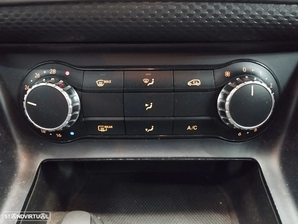 Mercedes-Benz A 160 d - 21