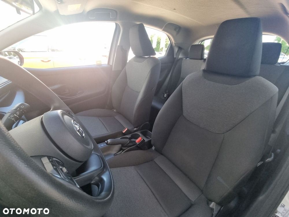 Toyota Yaris - 14