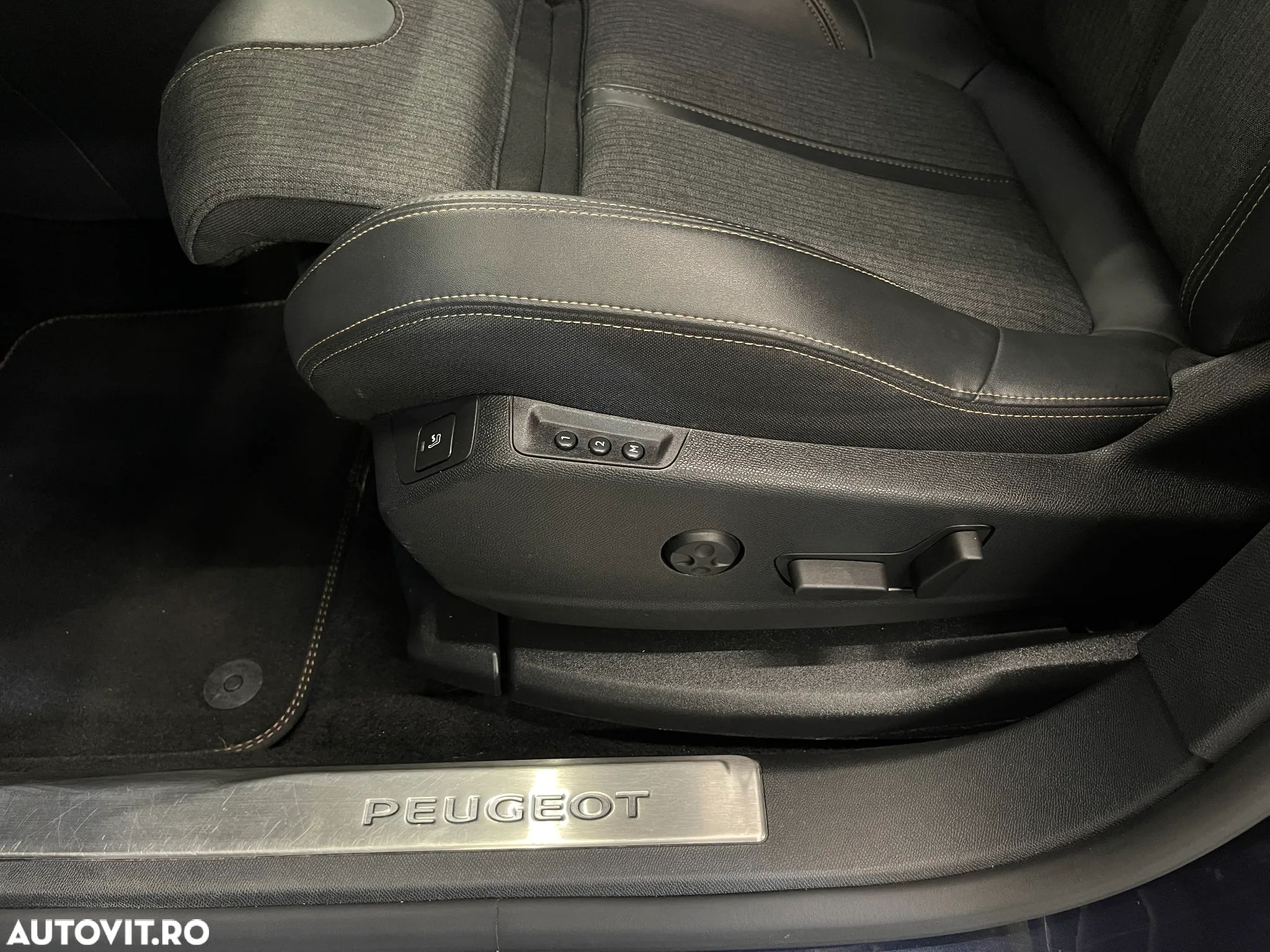 Peugeot 5008 1.2 Puretech Turbo s&s GT-Line - 33