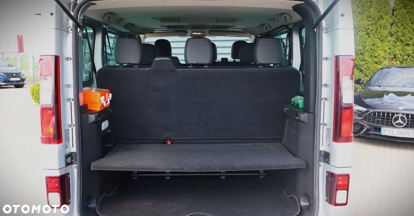Opel Vivaro - 21