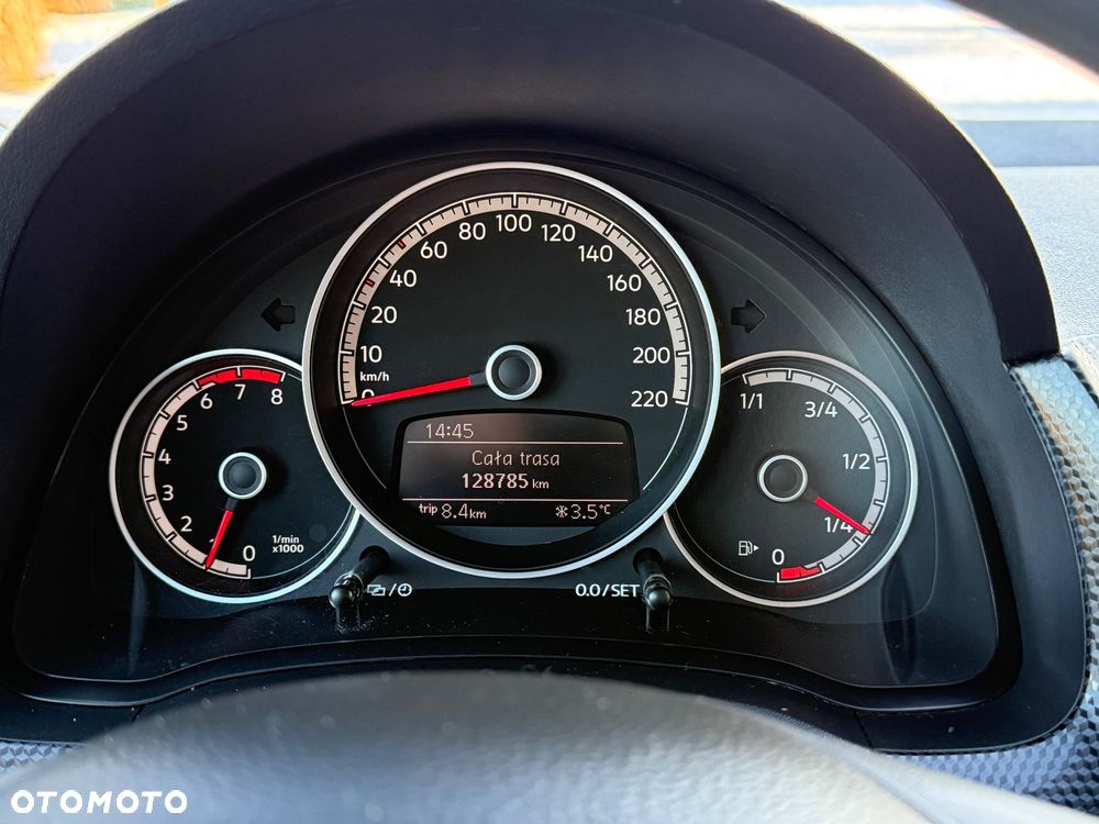 Volkswagen up! Start-Stop special black pearl - 22