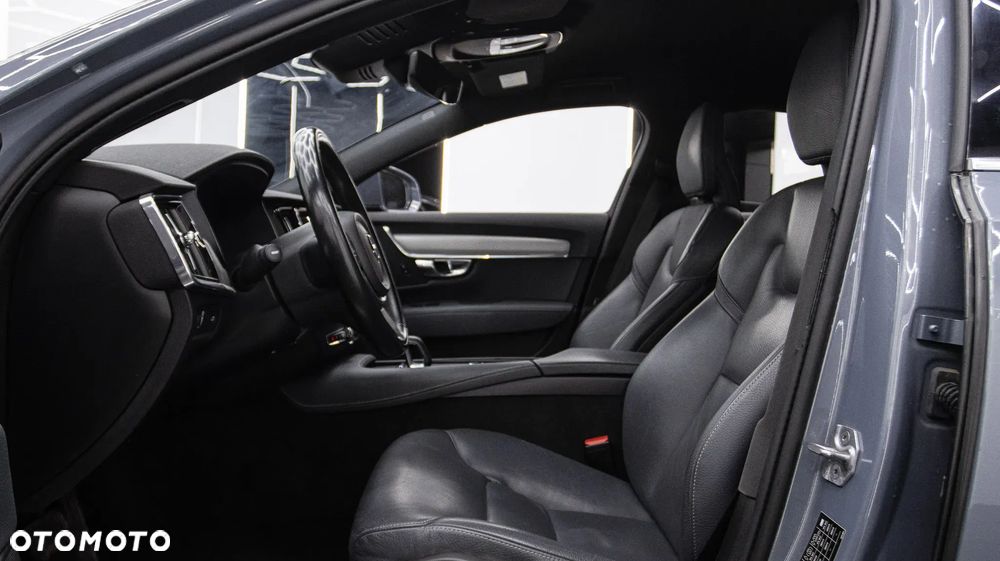 Volvo S90 B4 B Momentum Pro - 20