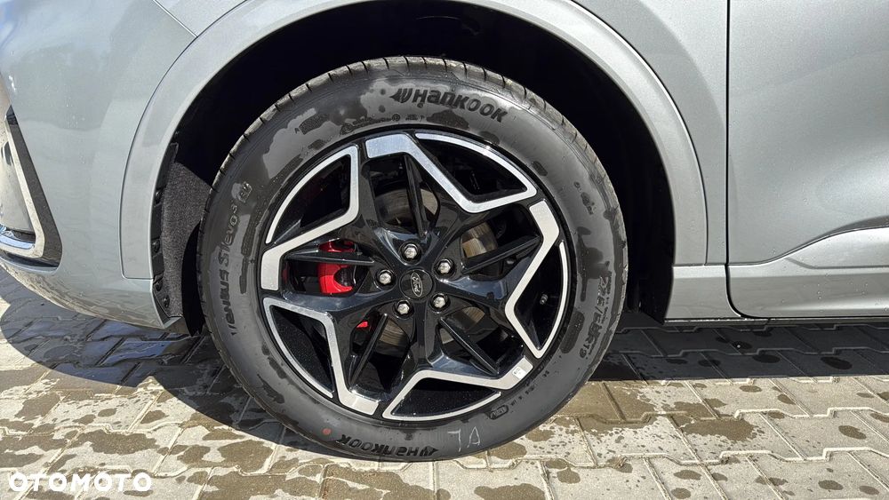 Ford Kuga - 16