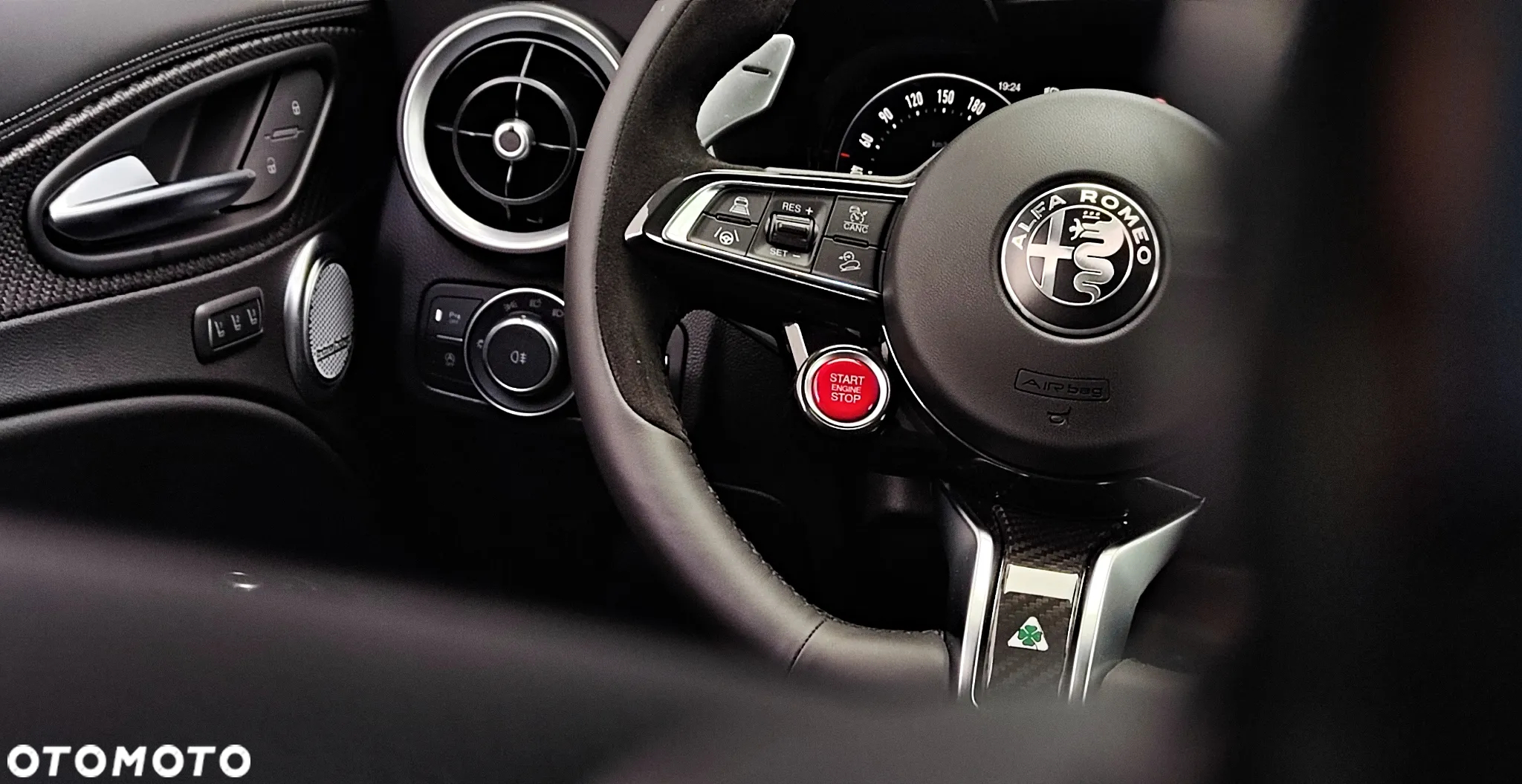 Alfa Romeo Stelvio 2.9 Bi Turbo V6 Quadrifoglio Q4 - 26