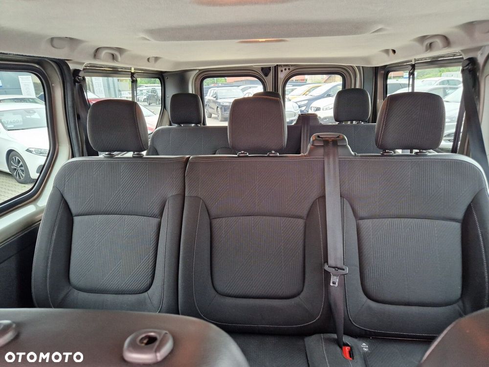 Renault Trafic - 19