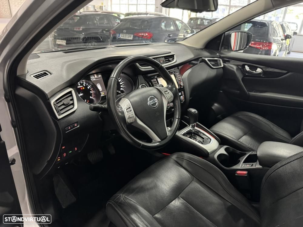Nissan Qashqai 1.2 DIG-T Xtronic N-Connecta - 25