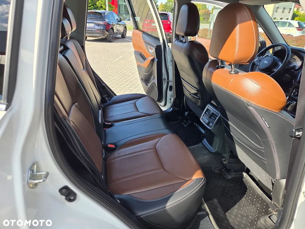 Subaru Forester 2.0i-L Exclusive Navi (EyeSight) Lineartronic - 12