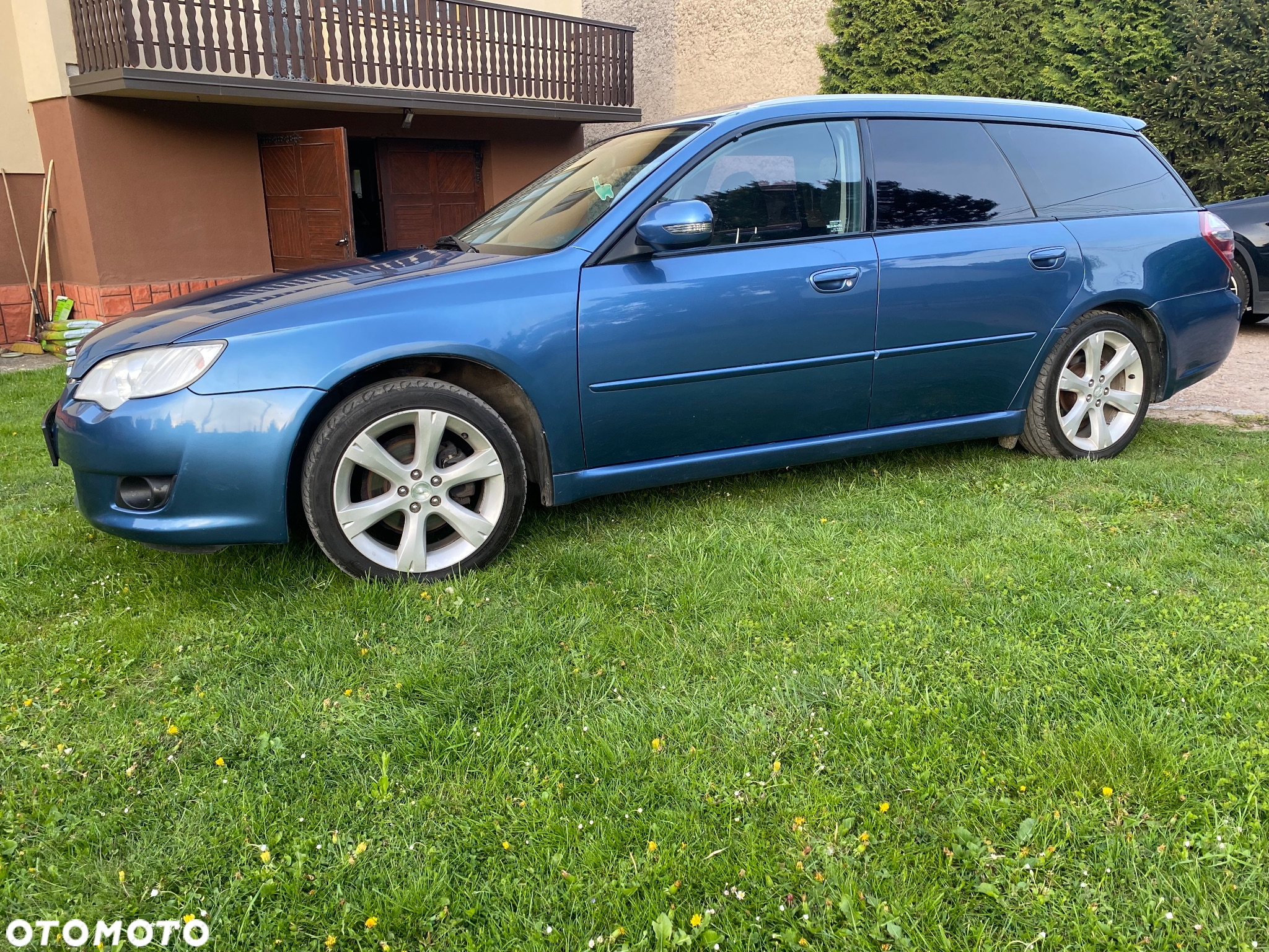 Subaru Legacy - 8