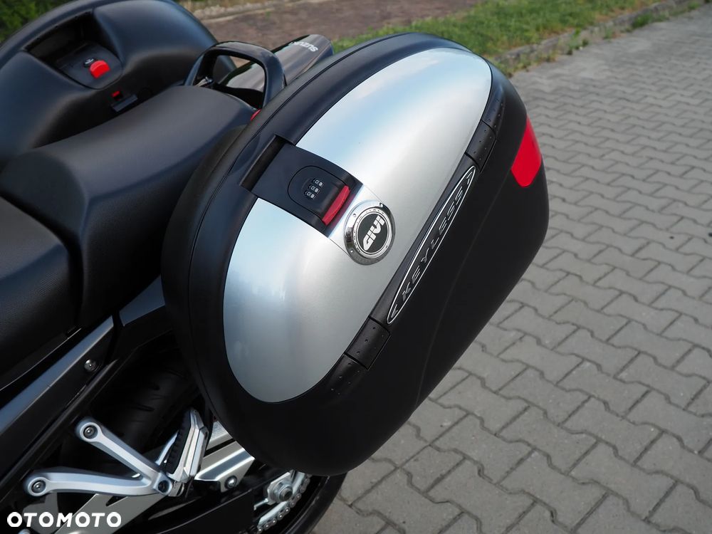 Suzuki Bandit - 33