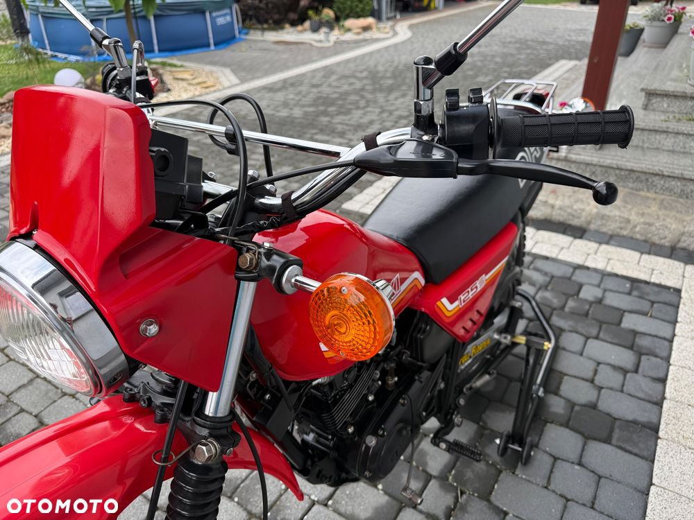 Suzuki DR - 26