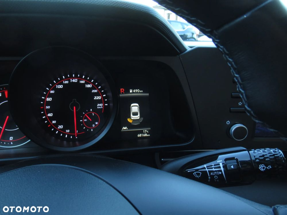 Hyundai Elantra 1.6 Smart CVT - 34