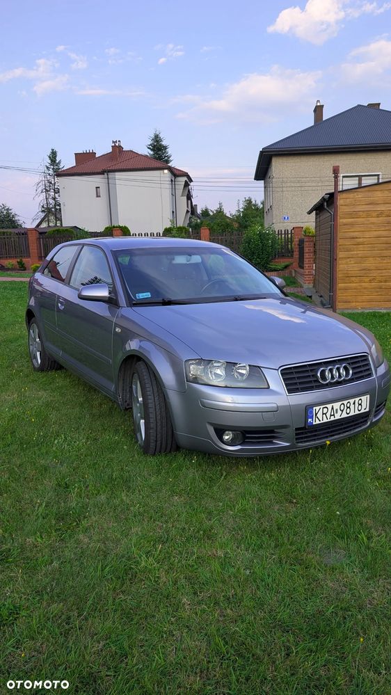 Audi A3 3-drzwiowe 1.6 Ambition - 3