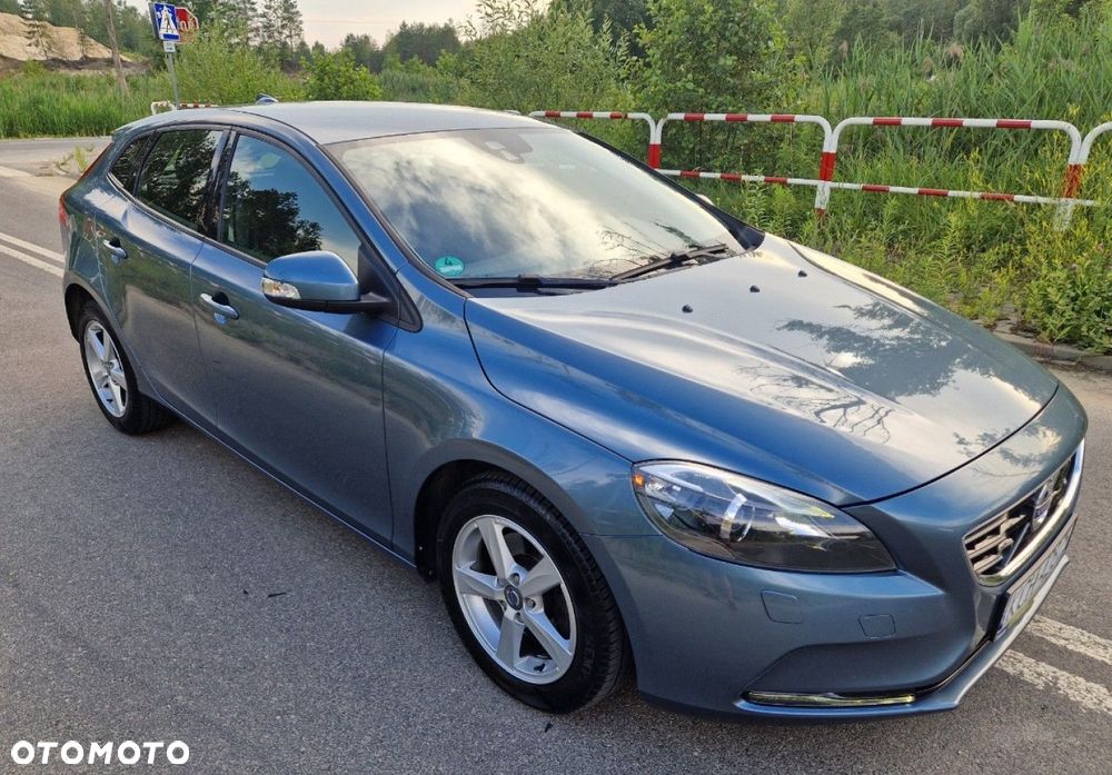 Volvo V40 T2 You - 11