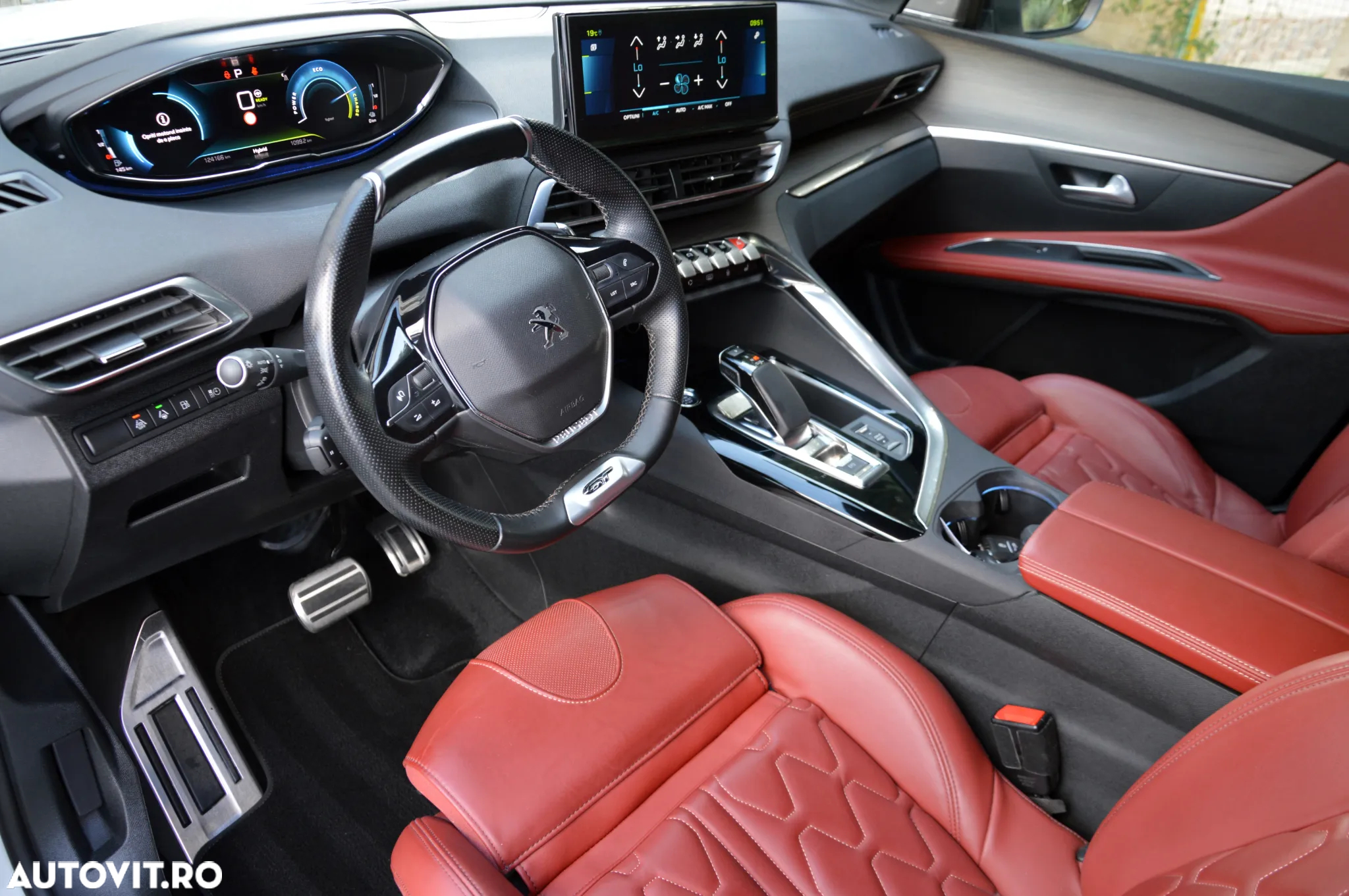 Peugeot 3008 Plug-In Hybrid 225 e-EAT8 GT - 13