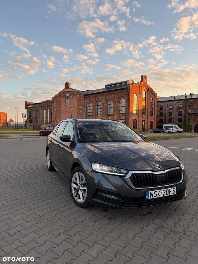 Skoda Octavia 2.0 TDI Ambition DSG - 1