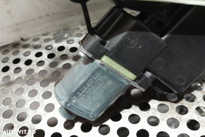 Macara geam fata stanga electrica 0130822531 / 6R0959801DG 0130822531 - 2