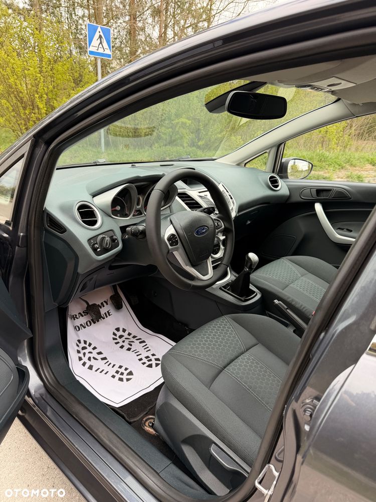 Ford Fiesta 1.6 Ti-VCT Titanium - 27