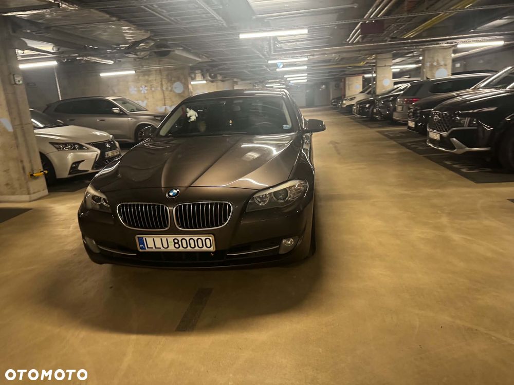 BMW Seria 5 520d - 15