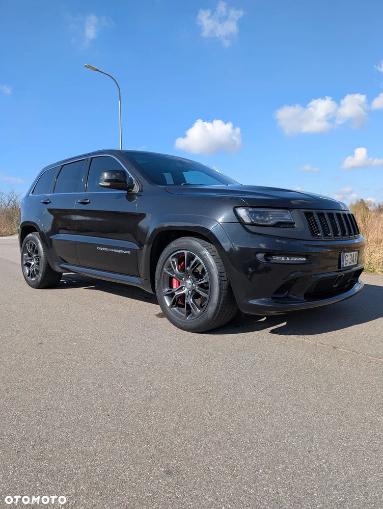 Jeep Grand Cherokee SRT - 14