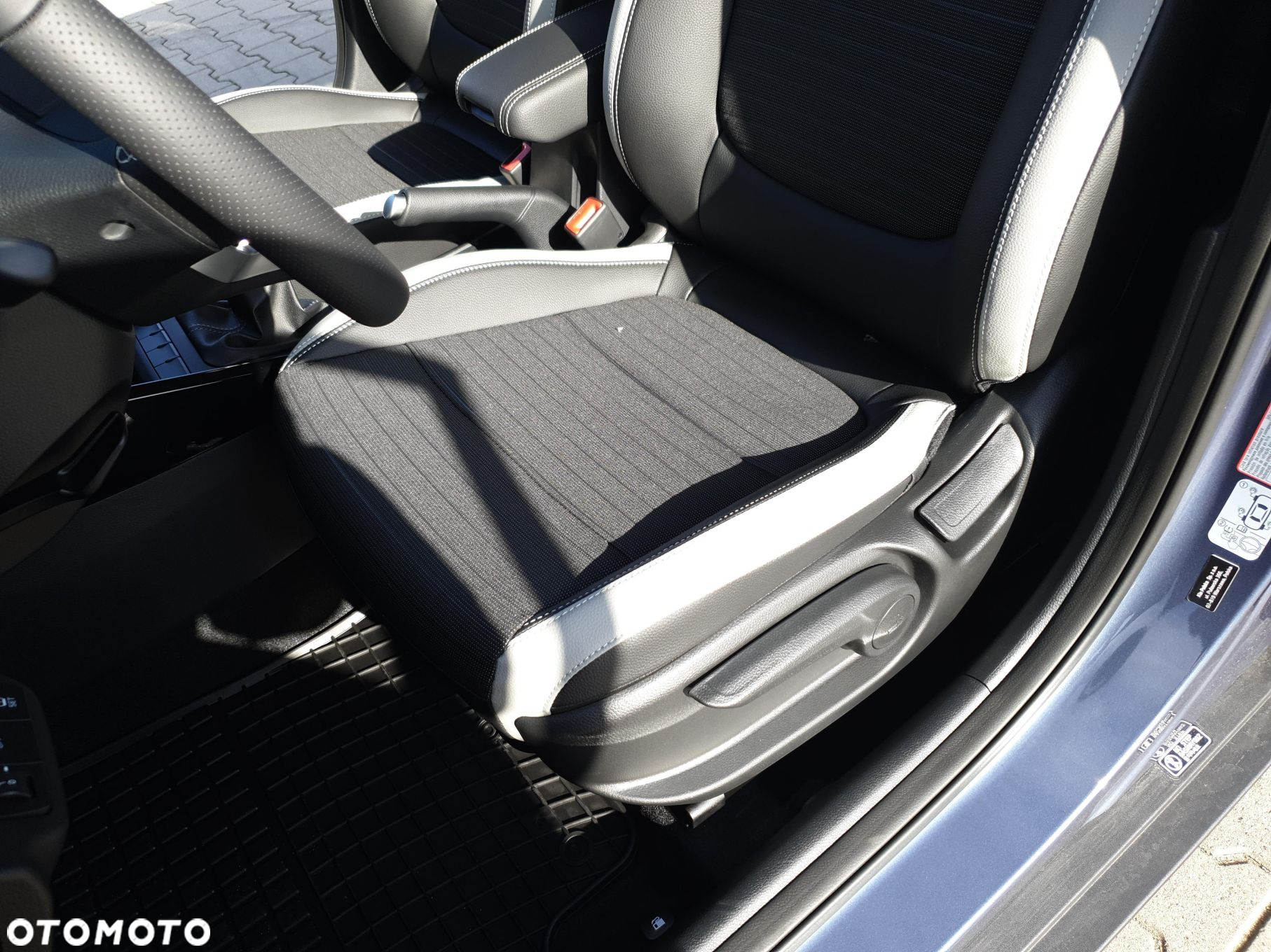 Kia Stonic - 10