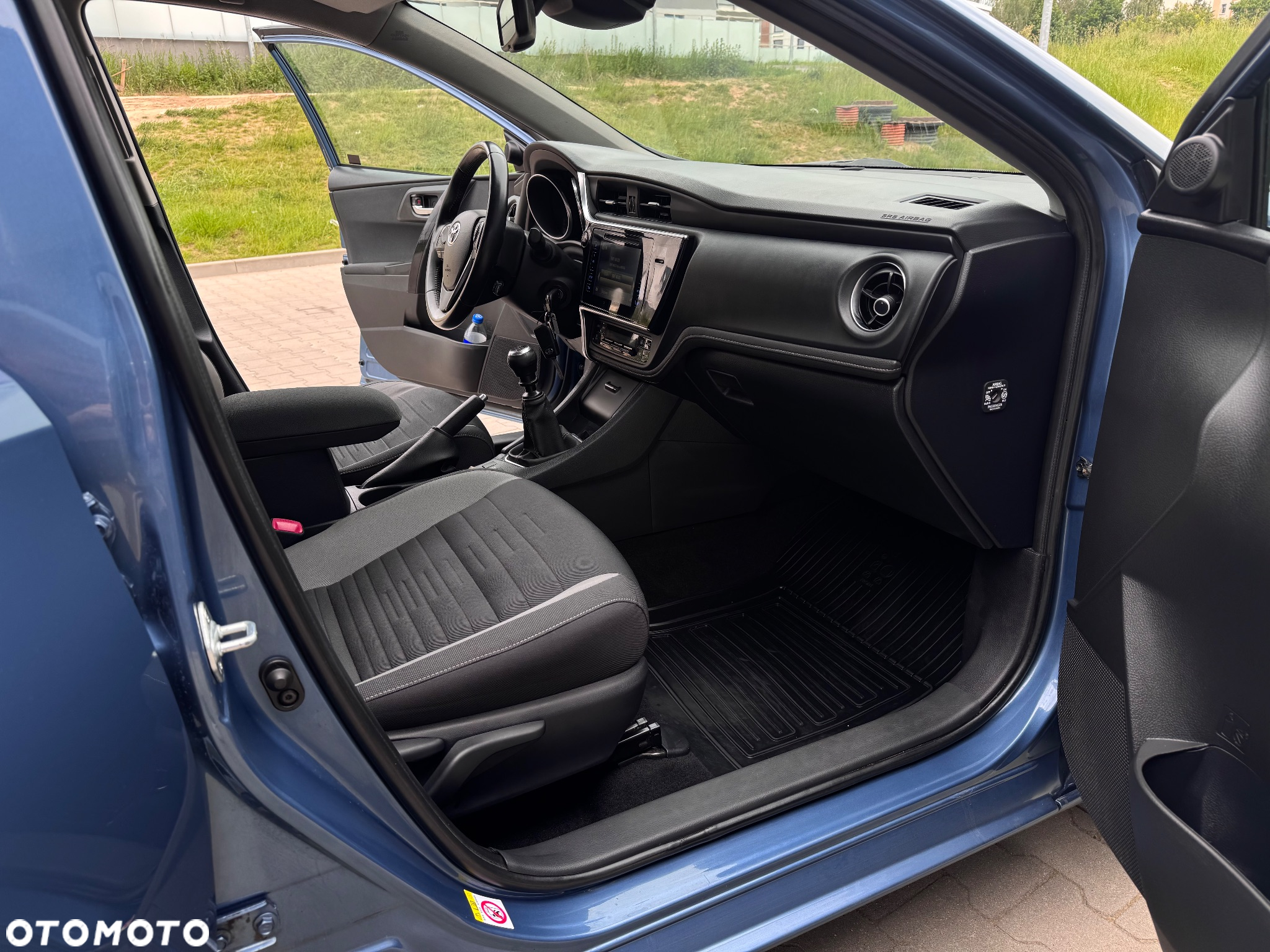 Toyota Auris 1.6 Prestige - 22