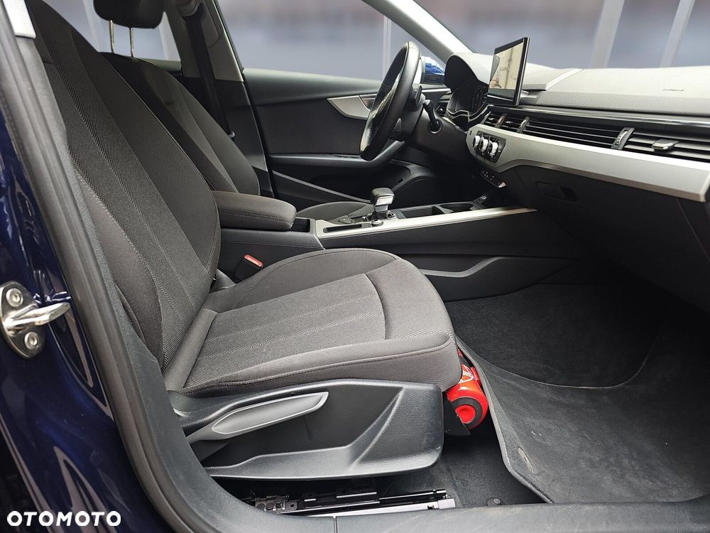Audi A4 Avant 40 TDI mHEV S Line S tronic - 11
