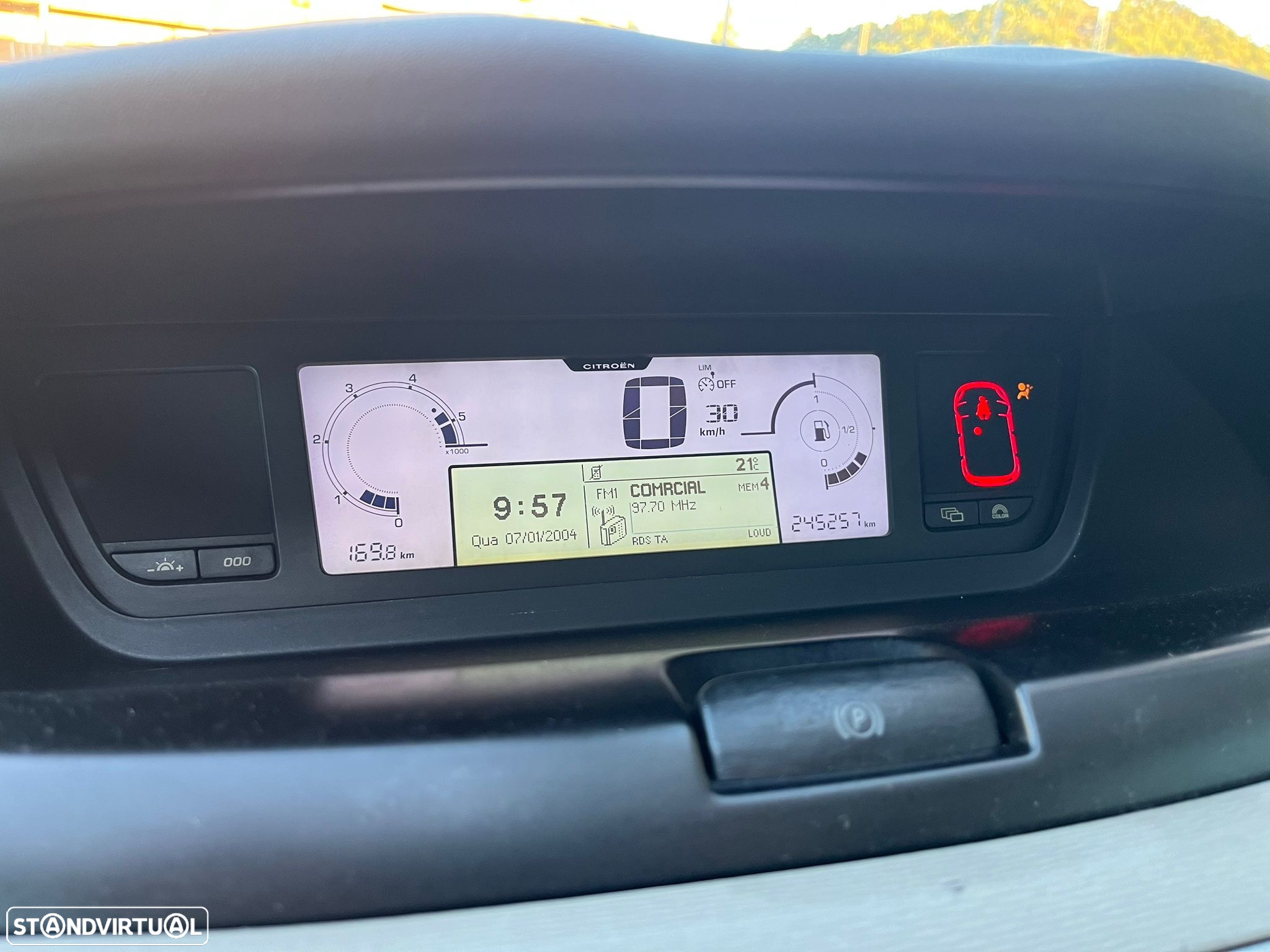 Citroën C4 Grand Picasso 1.6 HDi Exclusive - 17