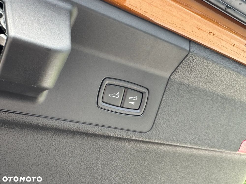 Porsche Panamera 4 E-Hybrid PHEV - 29