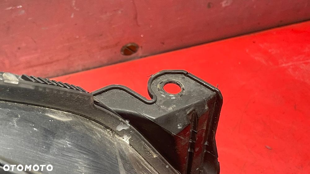 Reflektor LAMPA PRAWA Opel Astra III H - 4