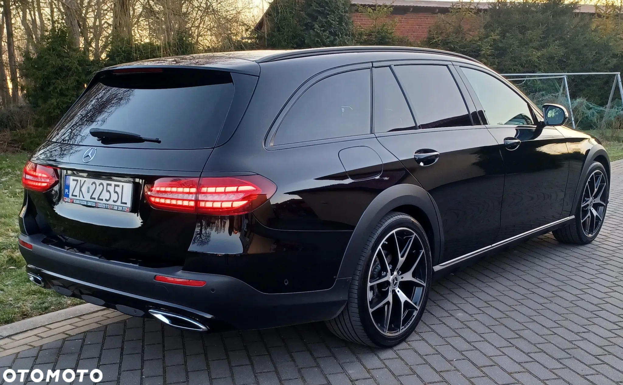 Mercedes-Benz Klasa E 220 d 4Matic T All-Terrain 9G-TRONIC Avantgarde - 9