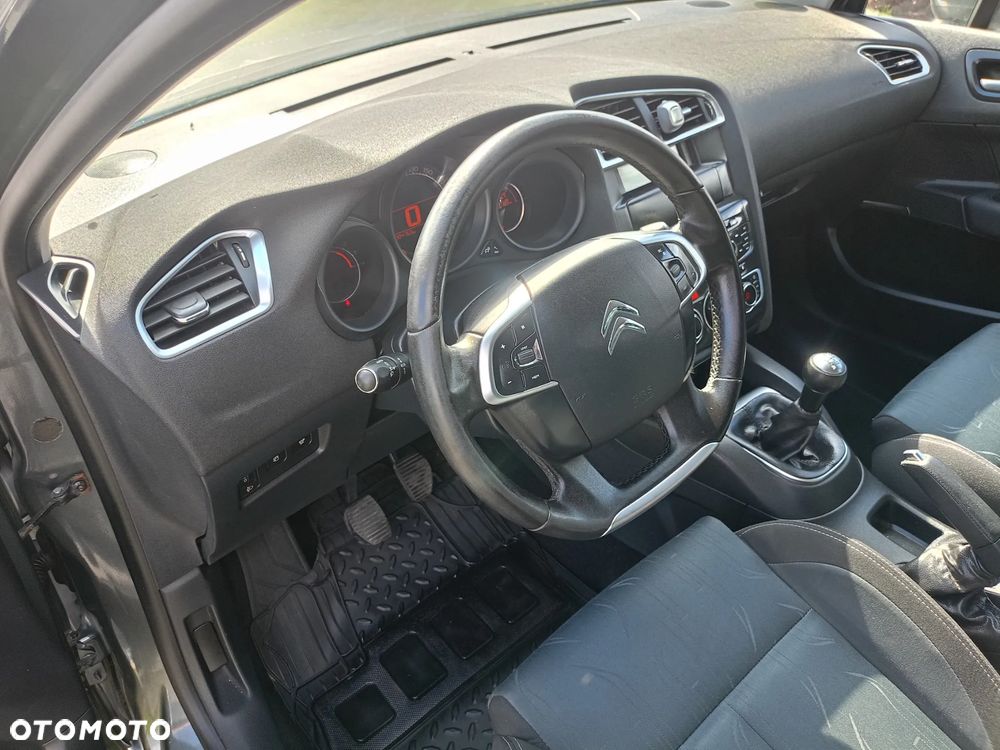 Citroën C4 1.6 HDi Style - 17