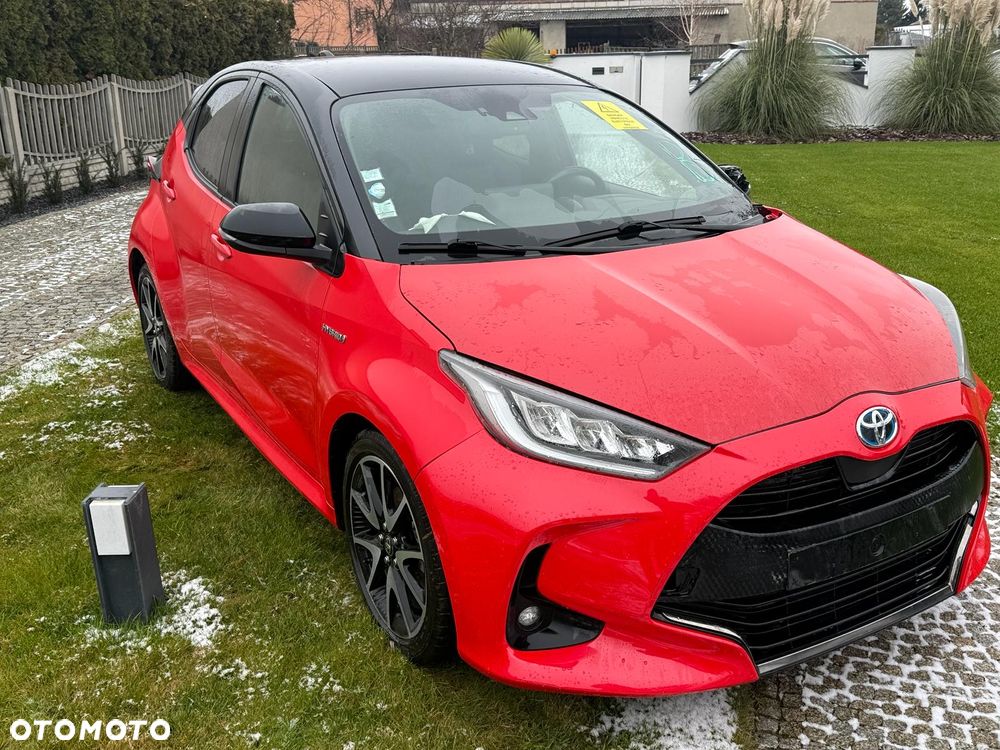 Toyota Yaris Hybrid 1.5 Premiere Edition - 2
