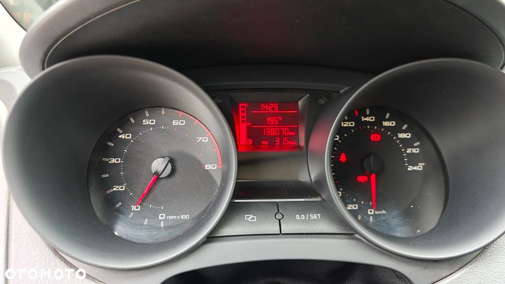Seat Ibiza SC 1.4 16V Reference - 7