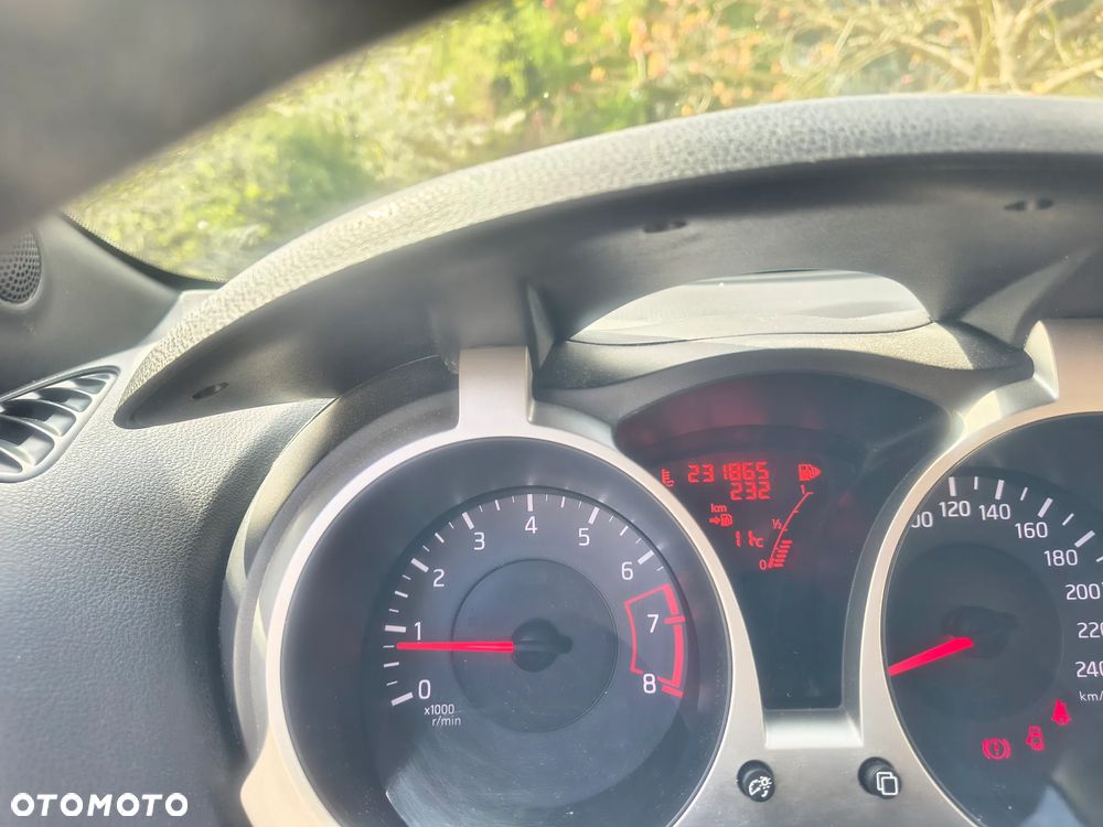Nissan Juke 1.6 Tekna S&S - 11