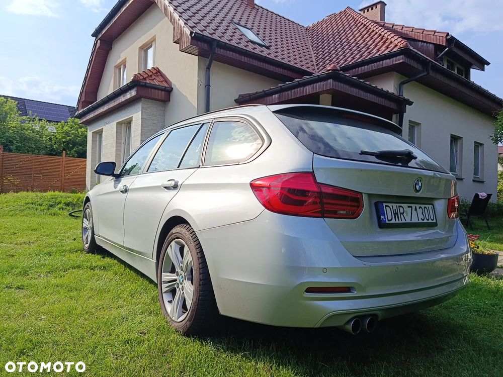 BMW Seria 3 320d Edition Luxury Line Purity - 1