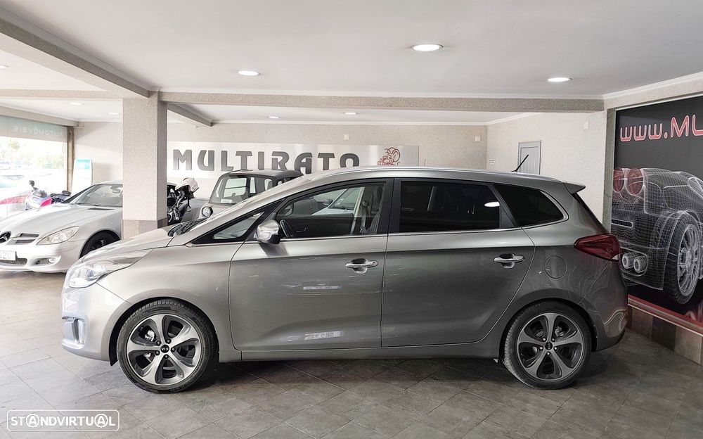 Kia Carens 1.7 CRDi ISG TX - 4