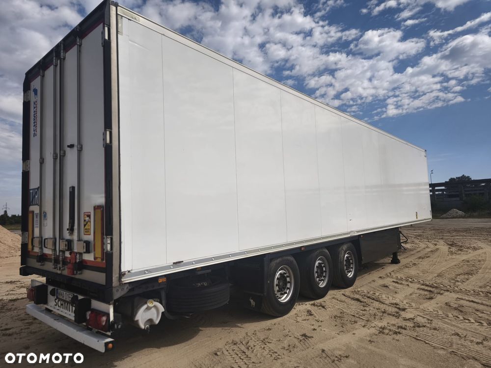 Schmitz Cargobull SKO 24/L - 6