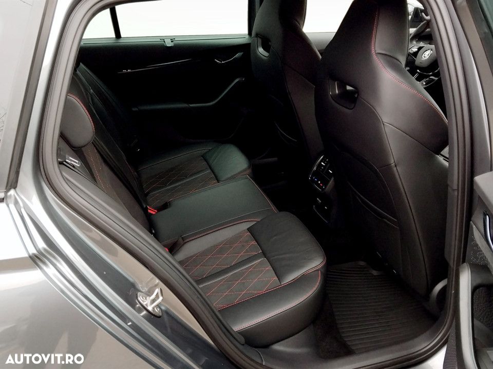 Skoda Octavia RS 2.0 TDI DSG 4X4 - 21