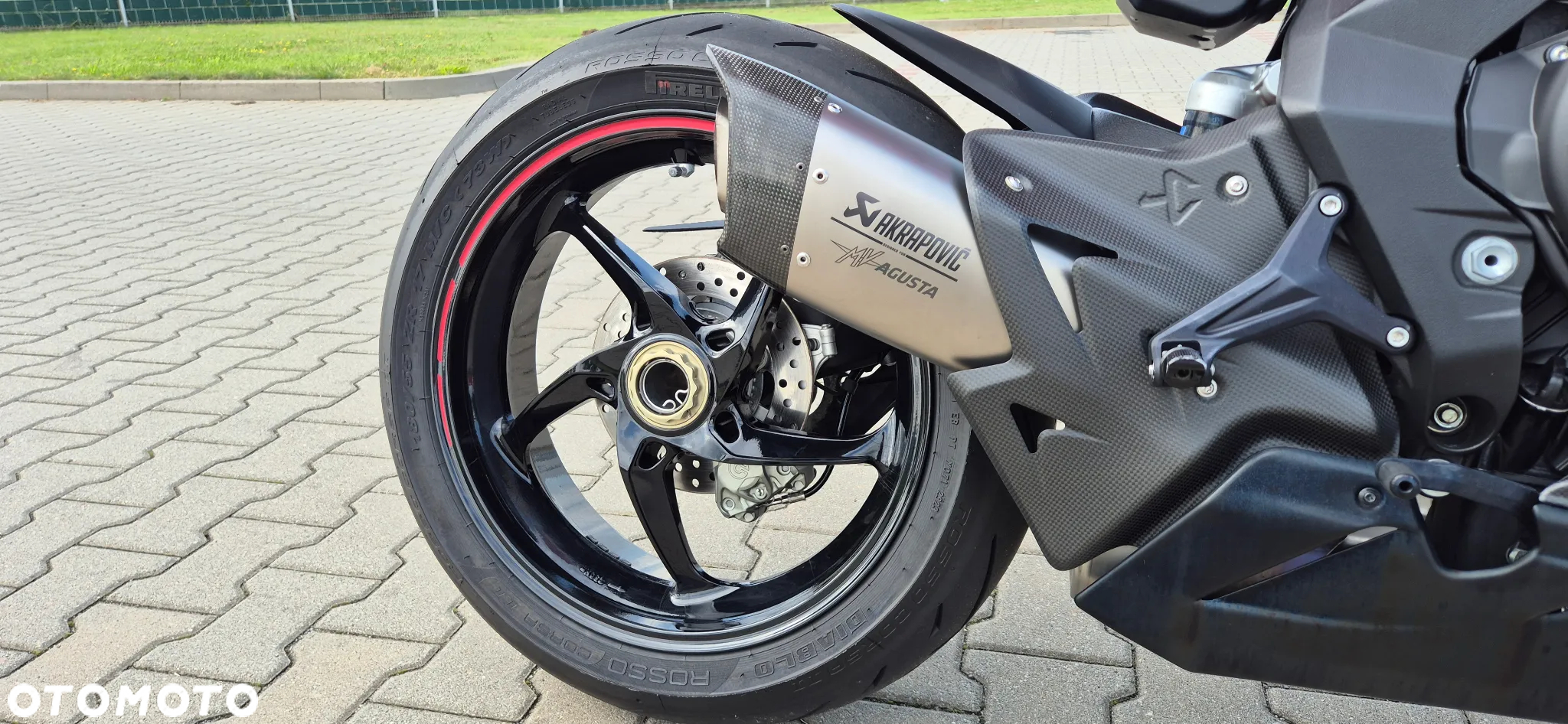 MV AGUSTA F3 - 8