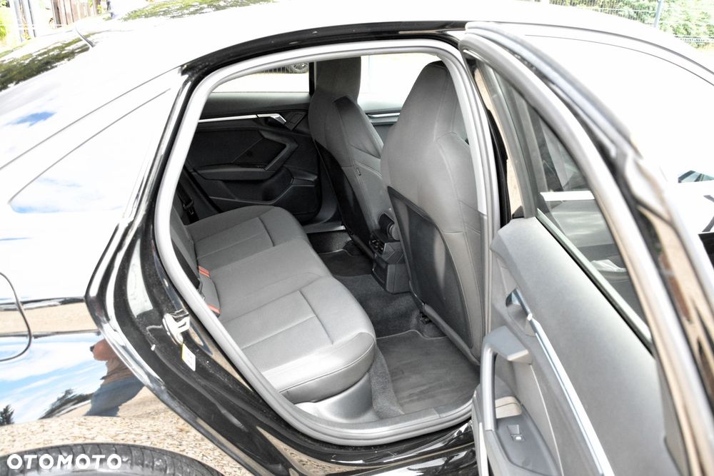 Audi A3 Limousine 30 TFSI - 32