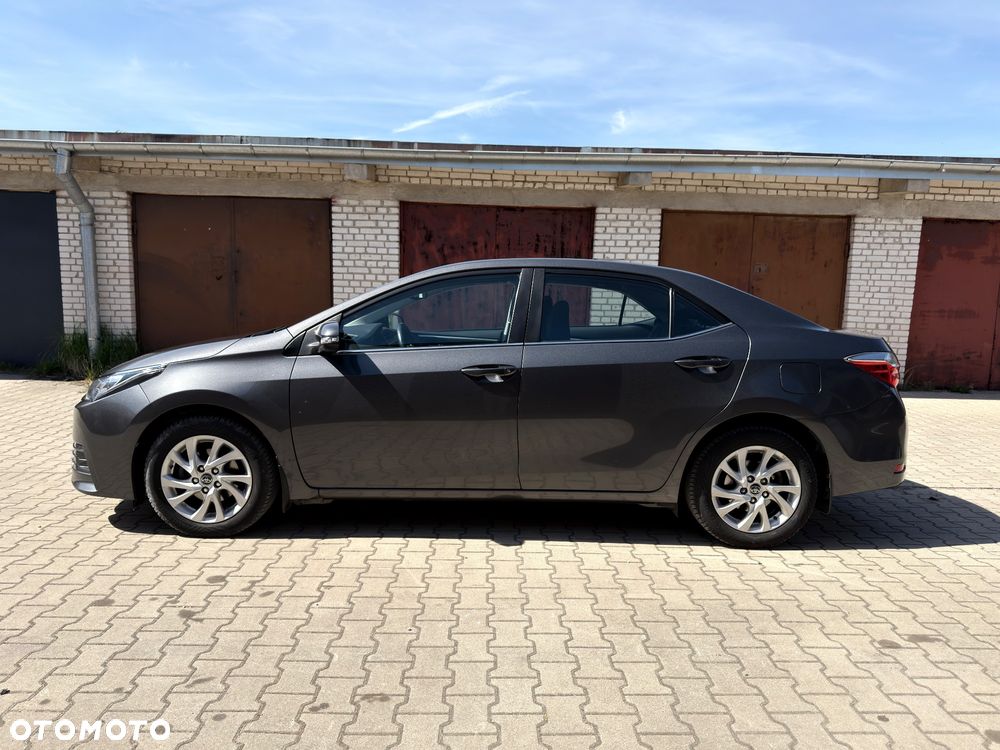Toyota Corolla 1.6 Premium - 4