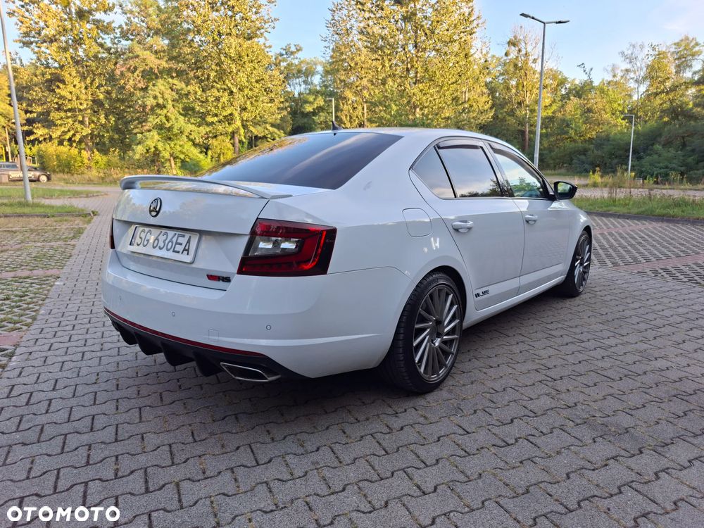 Skoda Octavia 2.0 TSI RS 245 - 6