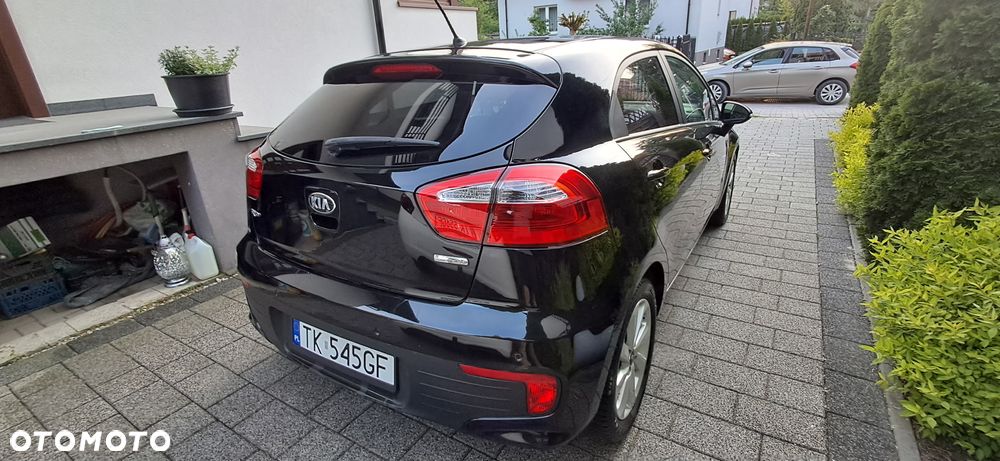 Kia Rio 1.2 Dream Team Edition - 10