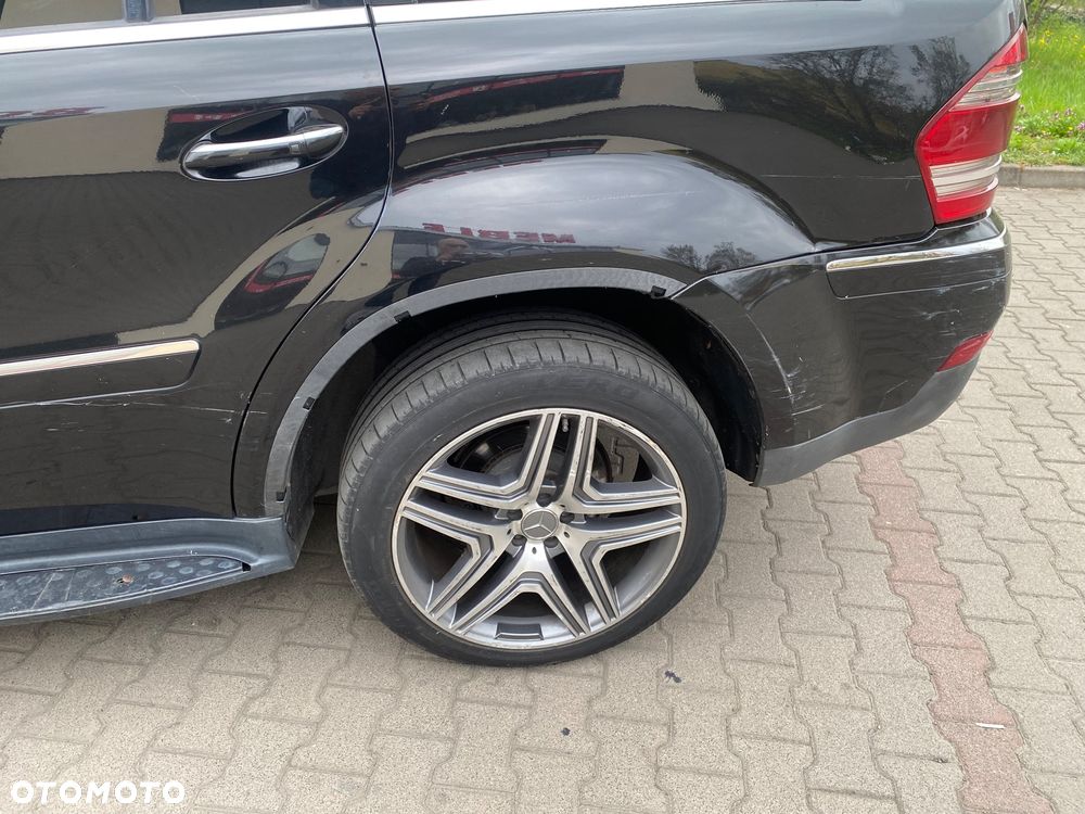 Mercedes-Benz GL 420 CDI DPF 4Matic 7G-TRONIC - 33