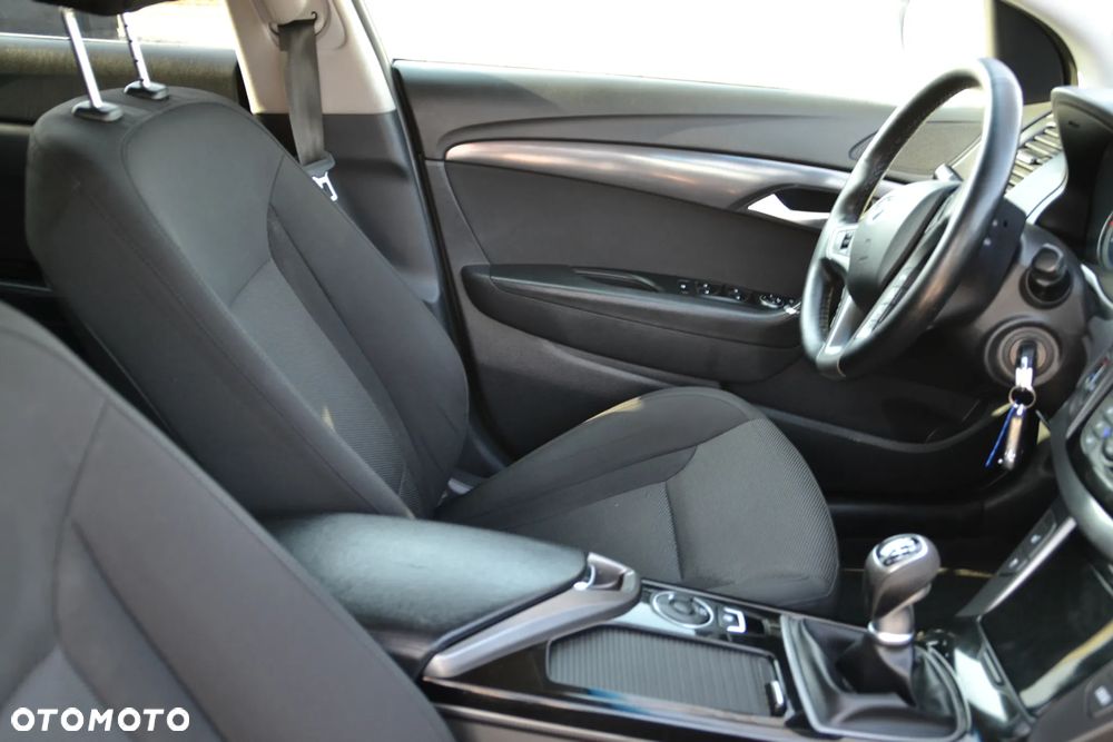 Hyundai i40 Kombi blue 1.6 Space - 28